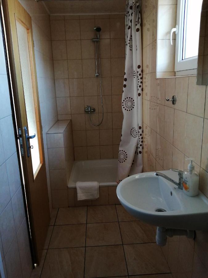 Guest House Kovalik Sucha Hora Exterior photo