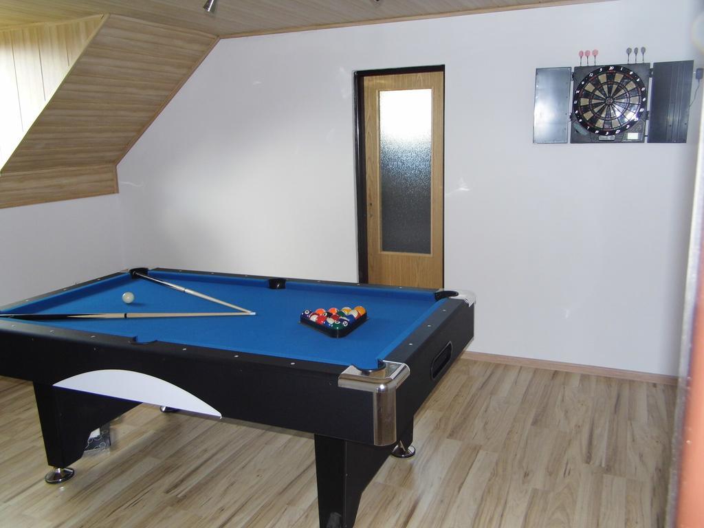 Guest House Kovalik Sucha Hora Exterior photo